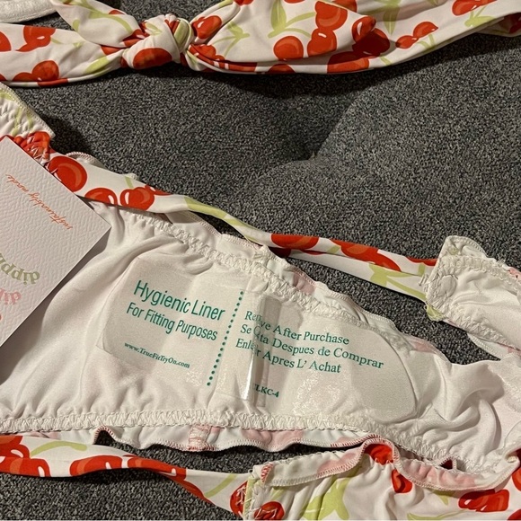 Dippin Daisys Cherry print 2 piece swimsuit bikini Set, size M, NWT - Picture 13 of 15